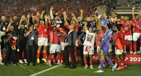 وائل جمعة: الأهلي يلعب في قطر كأنه بالقاهرة.. ويمكننا منافسة ريال مدريد